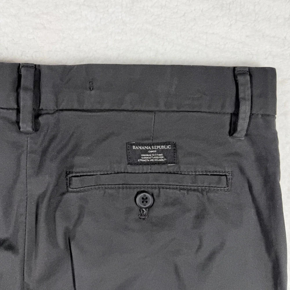 Banana Republic Lived-In Chino Mens 31x32 Dark Gray Skinny Fit Stretch Pants